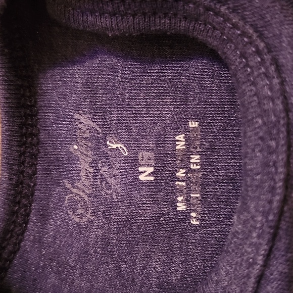 NWOT Sterling Baby Penguin Onesies New Born - Picture 8 of 8